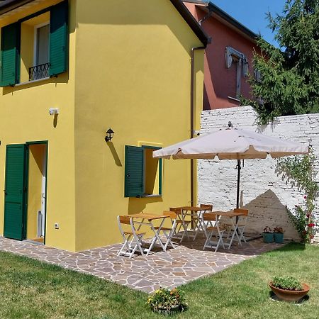 B&B La Casa Gialla Равенна Экстерьер фото